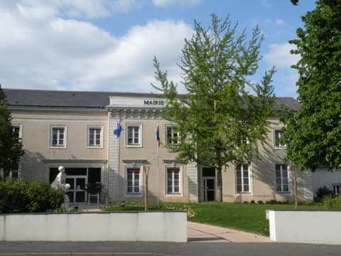 Couvreur Sainte-Gemmes-sur-Loire